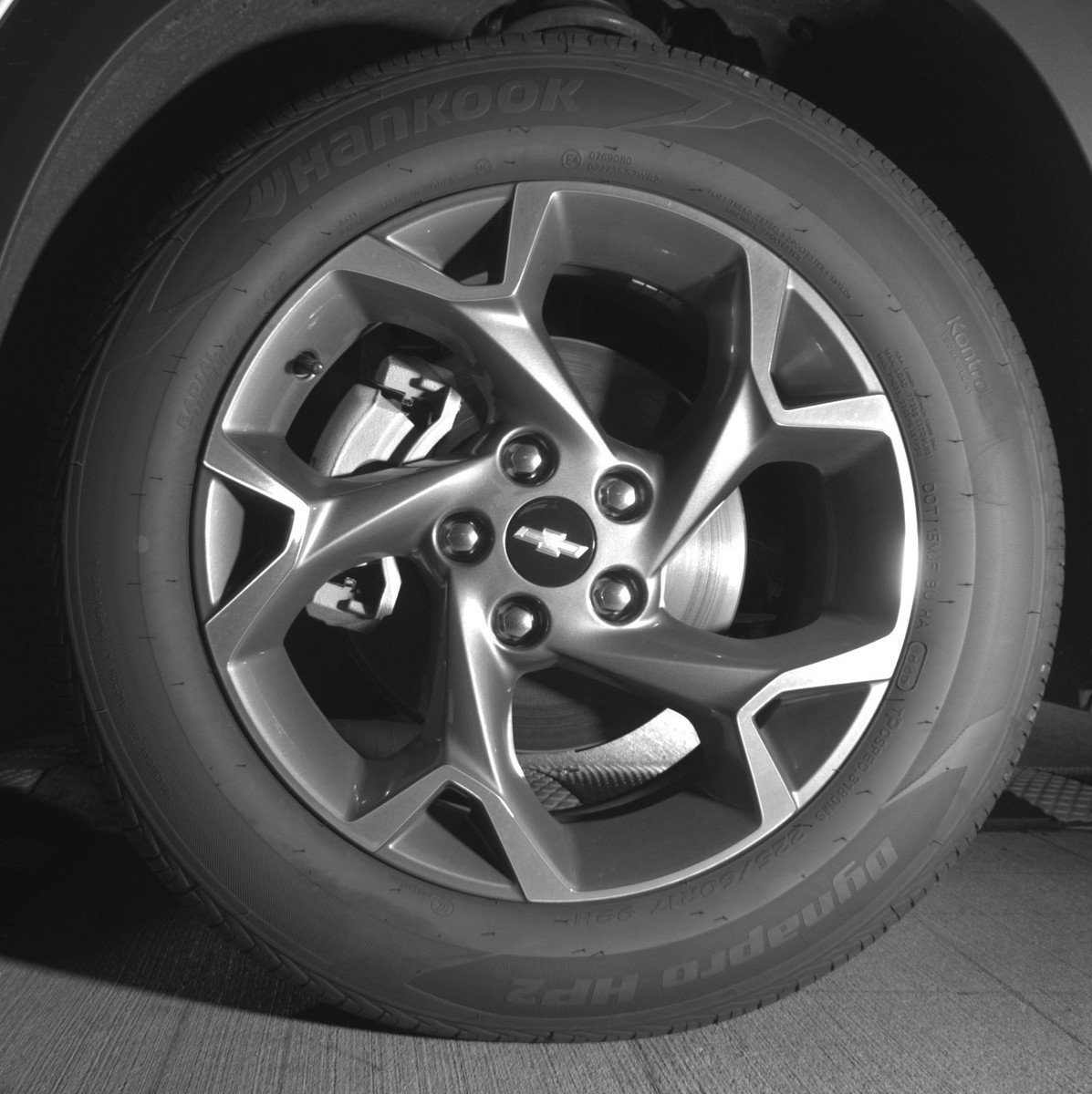 Used 2025 Chevrolet Trax LT w/ LT Convenience Package image 12