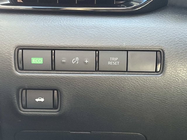 Used 2021 Nissan Sentra SR FWD image 31