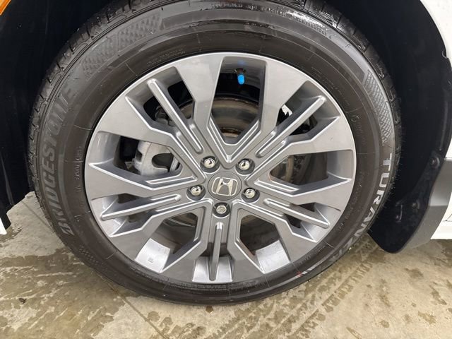 Certified 2026 Honda Odyssey Touring image 9
