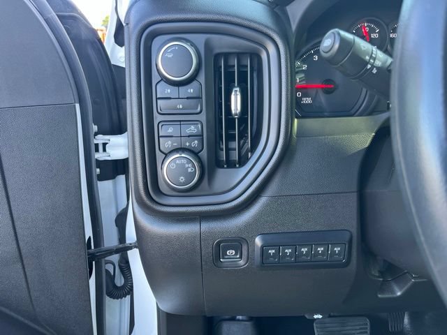 Used 2025 Chevrolet Silverado 2500 W/T w/ WT Convenience Package AWD/4WD image 27