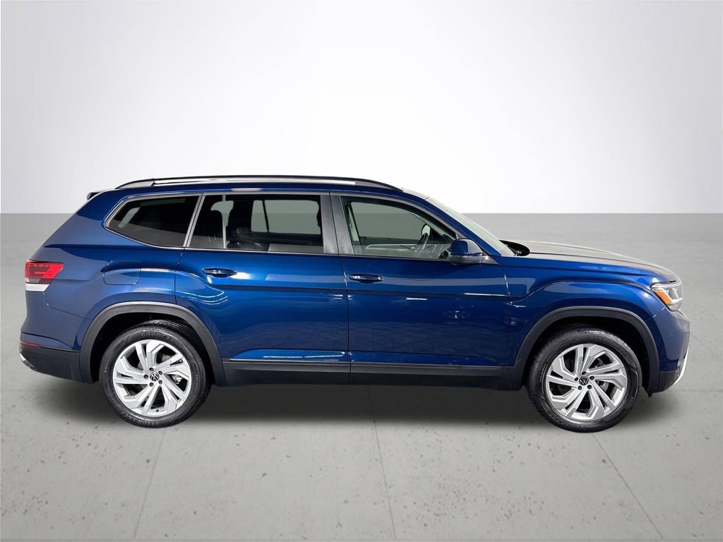 Certified 2022 Volkswagen Atlas SE image 6