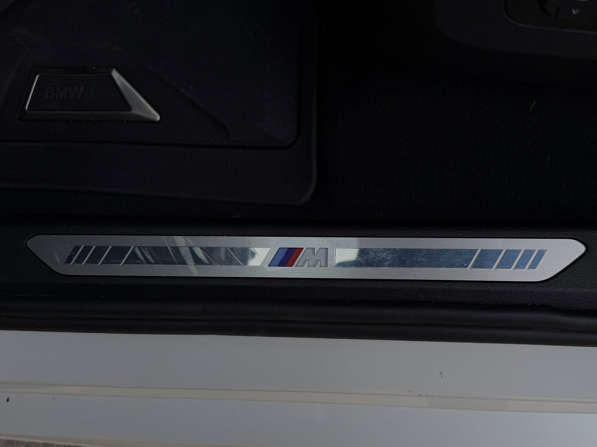 Used 2024 BMW X5 xDrive40i w/ M Sport Package image 30
