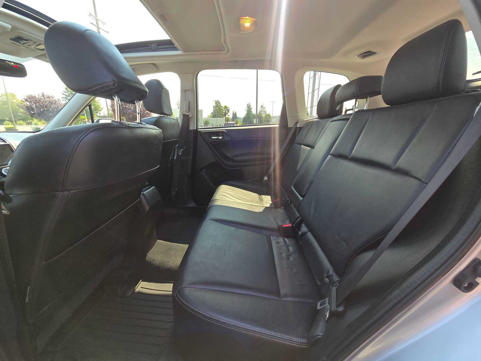 Used 2014 Subaru Forester 2.5i Limited AWD/4WD image 16