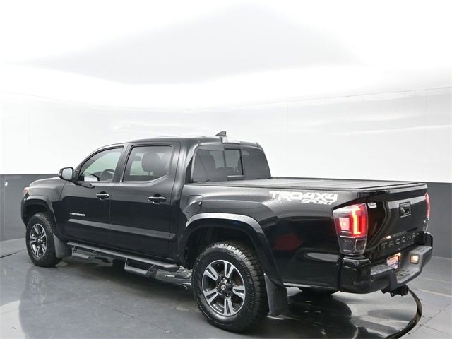 Used 2017 Toyota Tacoma SR5 image 3