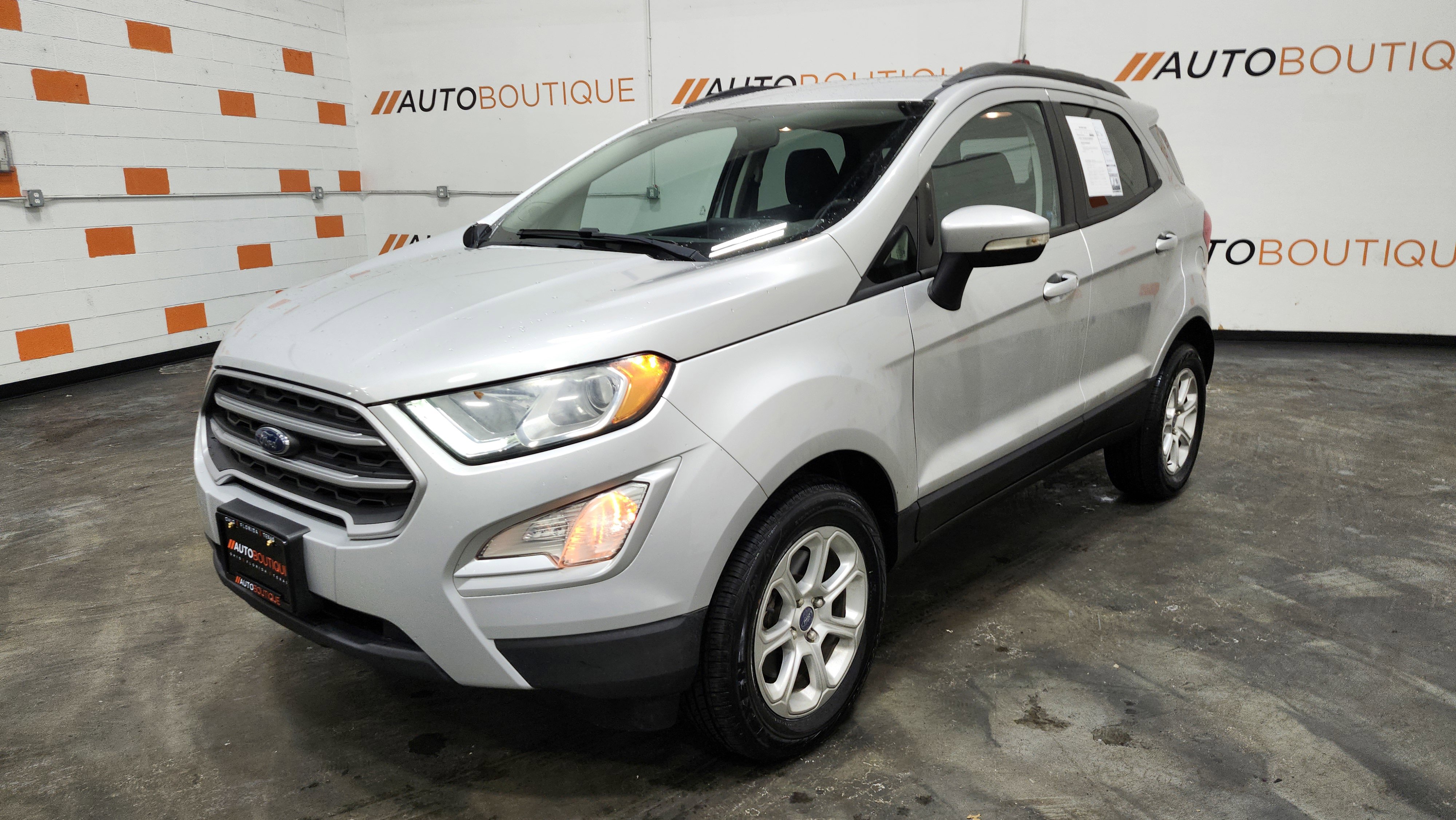 Used 2020 Ford EcoSport SE w/ SE Convenience Package image 12