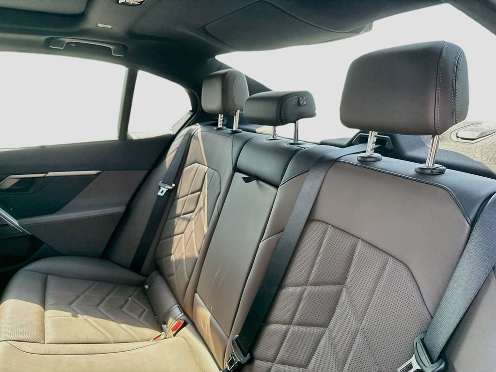 Used 2024 BMW 530i w/ Executive Package RWD image 25
