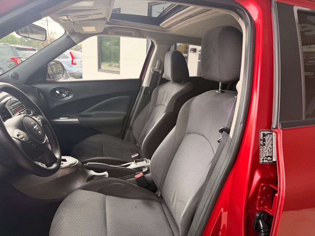 Used 2012 Nissan Juke SV AWD/4WD image 10