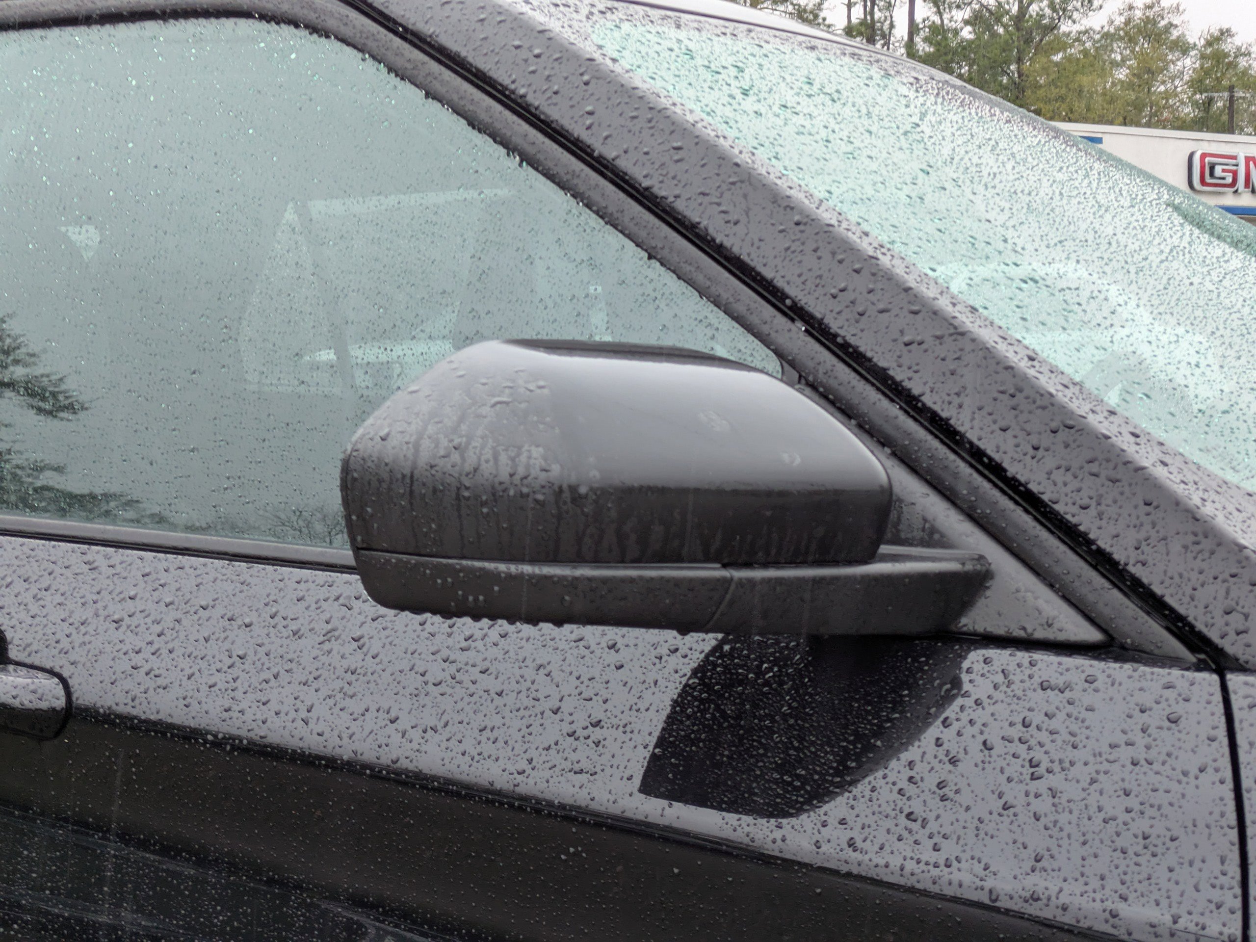 Used 2022 Ford Explorer XLT w/ Equipment Group 202A image 12