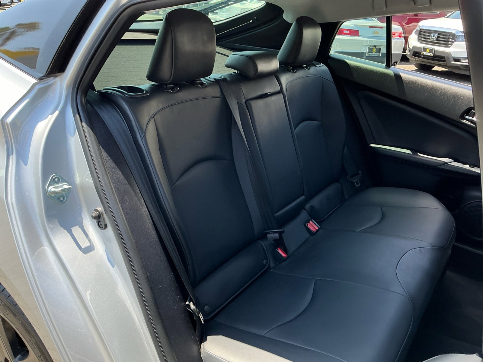 Used 2018 Toyota Prius Three Touring w/ Appearance Package FWD image 20