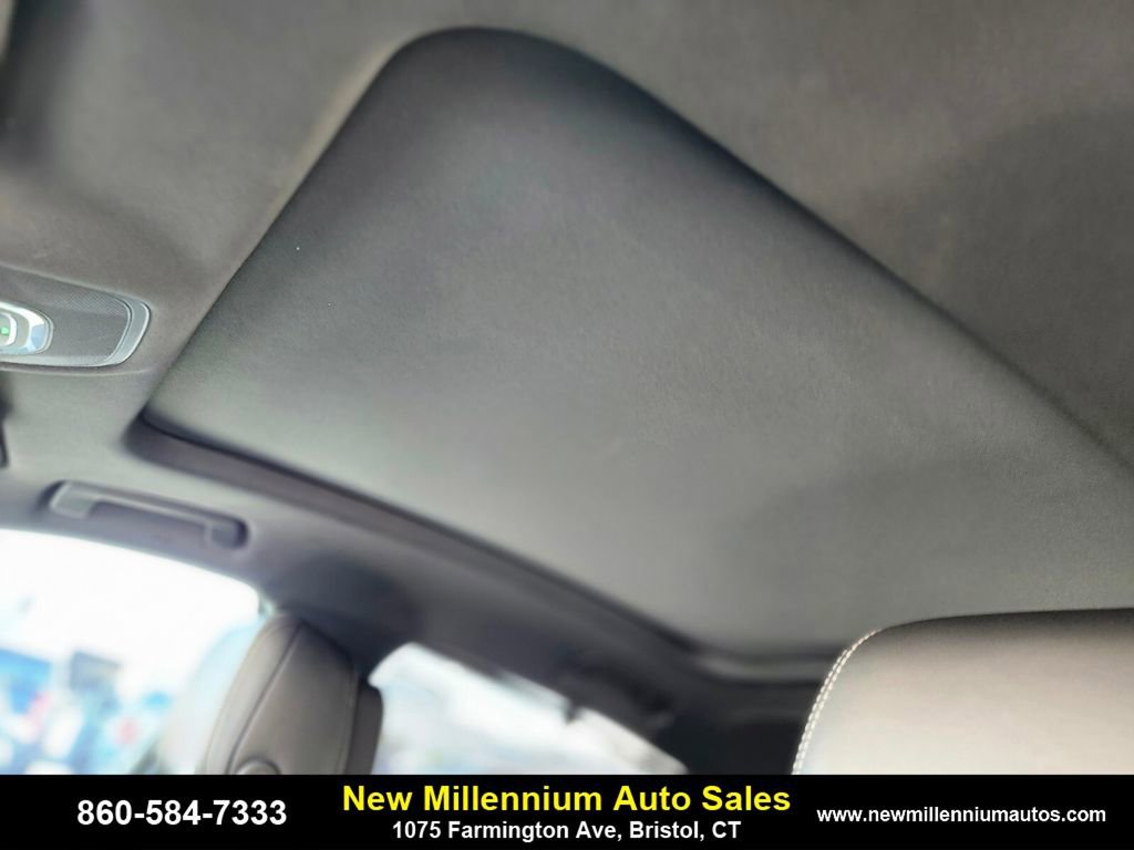 Used 2024 Audi Q8 e-tron Prestige w/ Prestige Package image 19