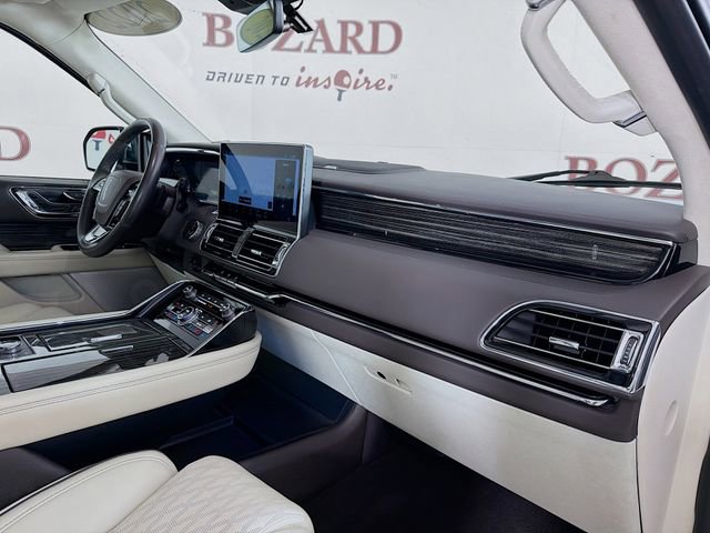 Certified 2022 Lincoln Navigator Black Label AWD/4WD image 37