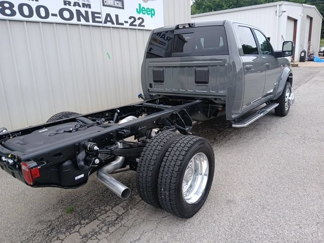 New 2026 RAM 5500 4x4 Crew Cab w/ Laramie Trim Package image 3