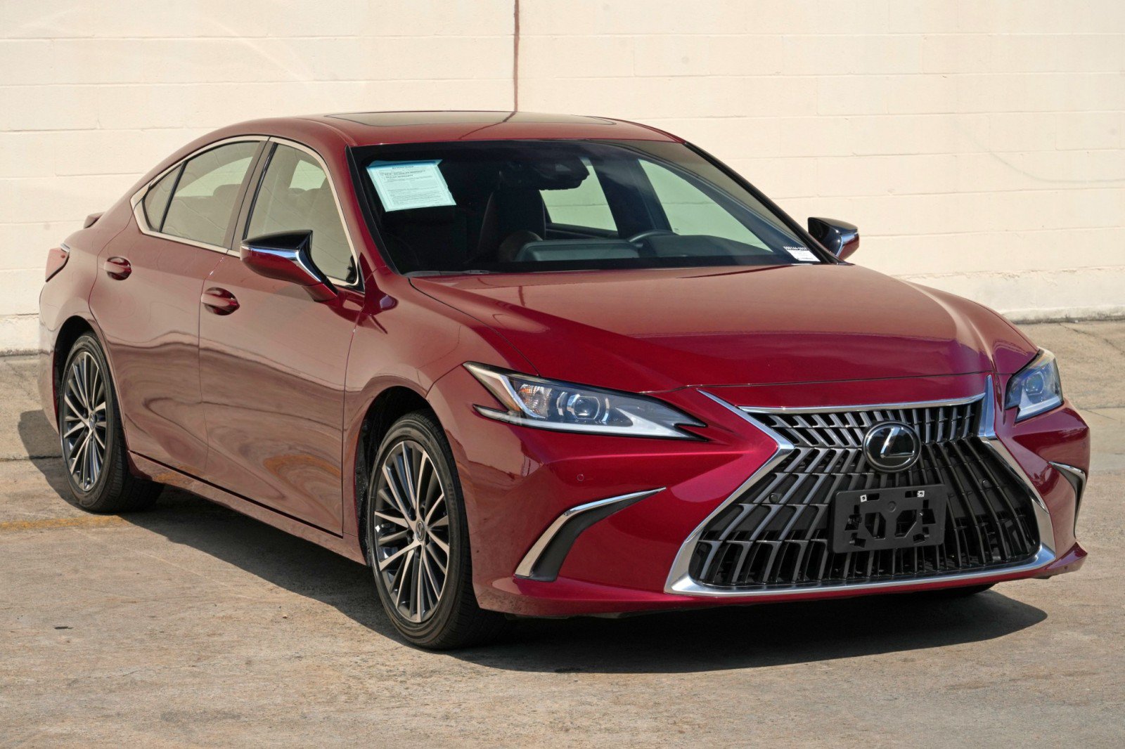 Used 2025 Lexus ES 300h w/ Premium Package FWD image 60