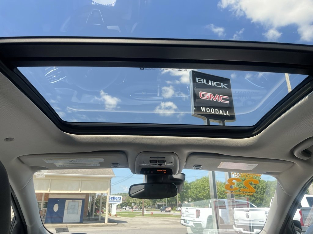 Used 2023 Buick Encore GX Essence w/ Experience Buick Package image 30