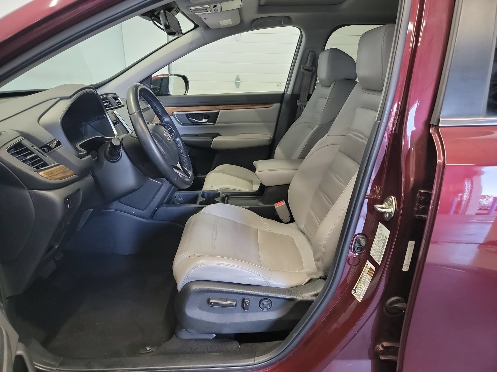 Used 2017 Honda CR-V Touring image 12