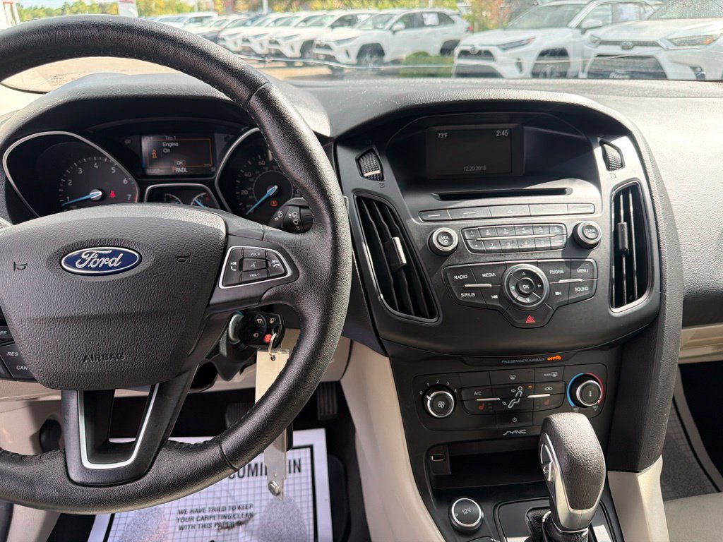 Used 2017 Ford Focus SE w/ Cold Weather Package FWD image 25