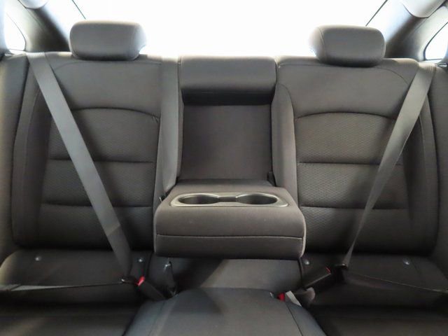 Used 2023 Chevrolet Malibu LT FWD image 28