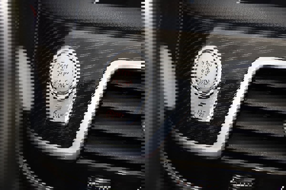 Used 2022 BMW 750i xDrive w/ M Sport Package image 41