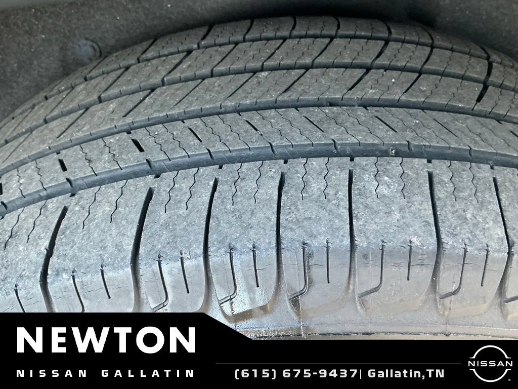 Used 2018 Nissan Rogue S FWD image 19