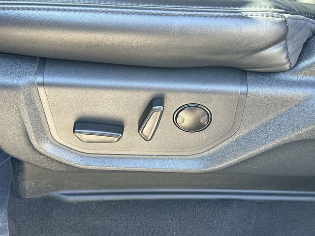 Used 2024 Ford Expedition Max XLT image 33