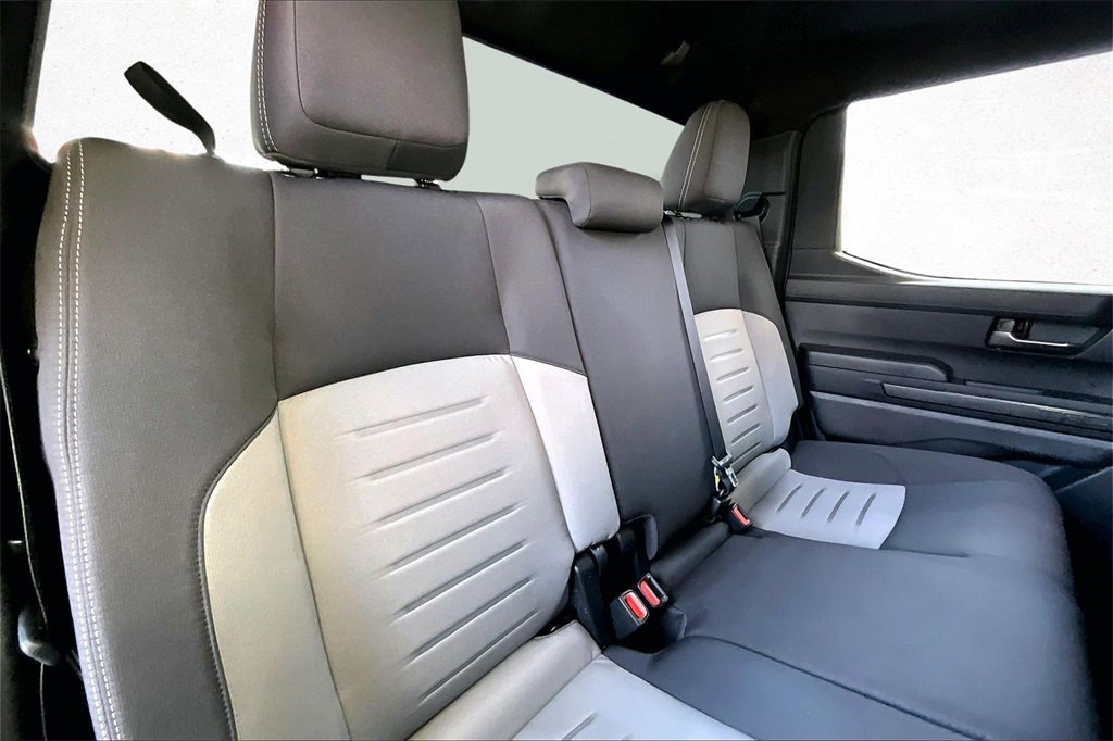 Used 2025 Toyota Tacoma TRD Off-Road image 22