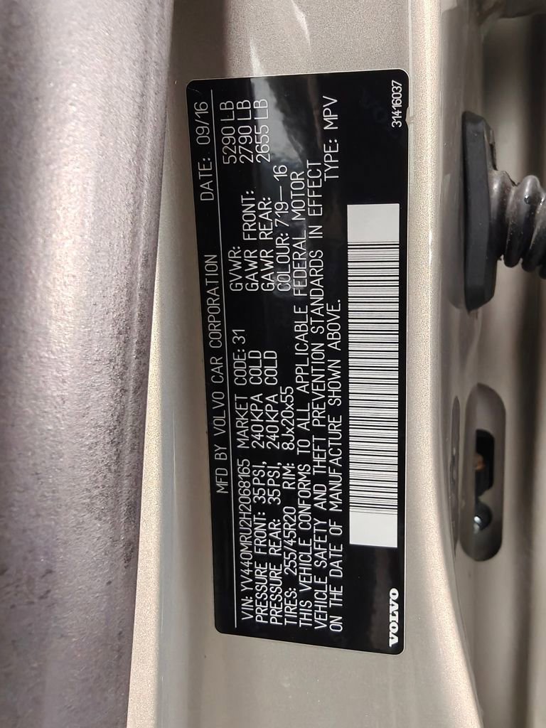 Used 2017 Volvo XC60 T5 Inscription w/ Preferred Option Package image 51