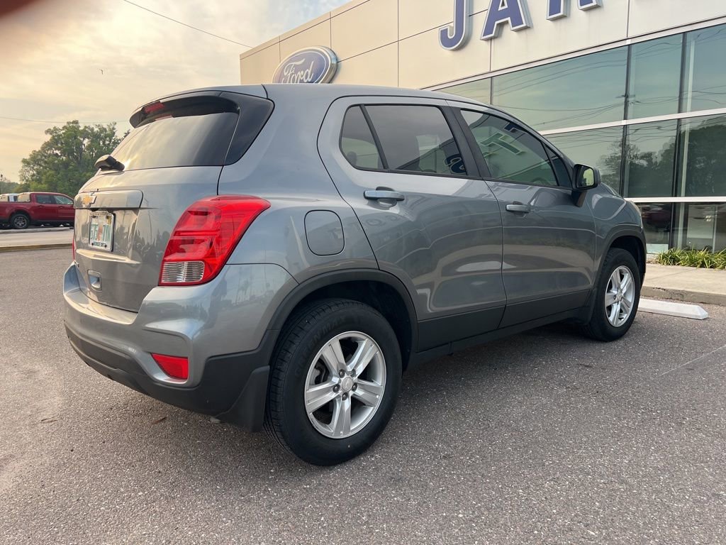 Used 2020 Chevrolet Trax LS w/ Tint and Cruise Package image 4