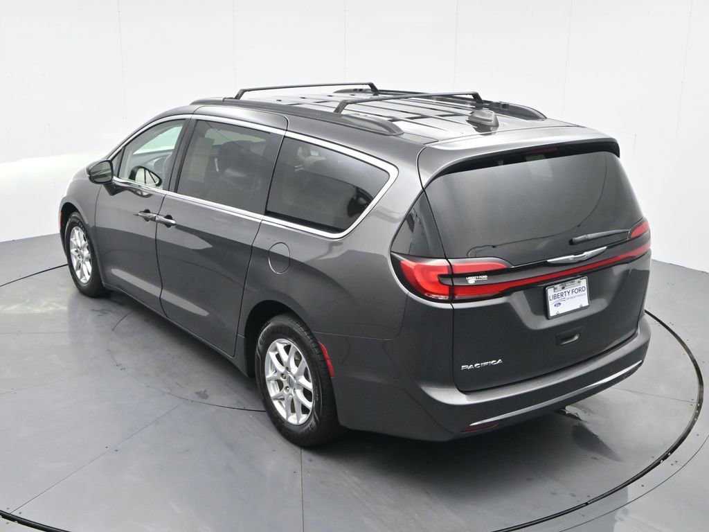 Used 2022 Chrysler Pacifica Touring-L image 33