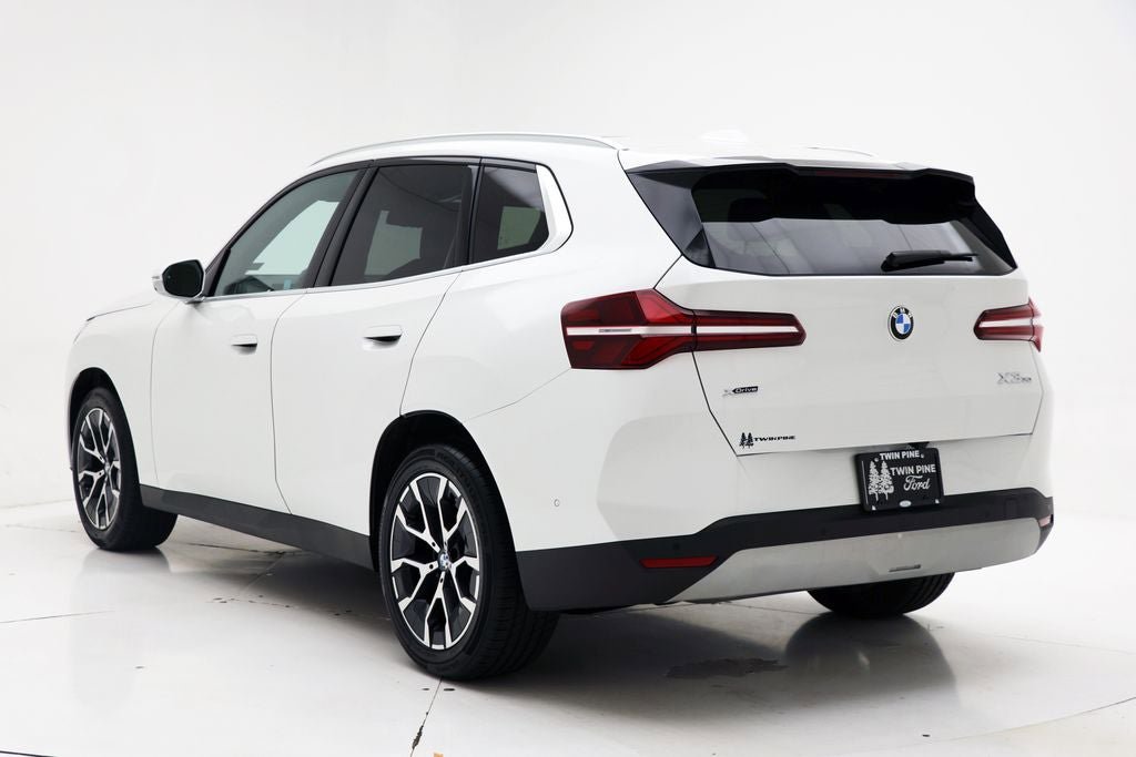 Used 2025 BMW X3 xDrive30i AWD/4WD image 6