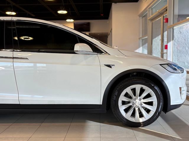 Used 2021 Tesla Model X Long Range image 18