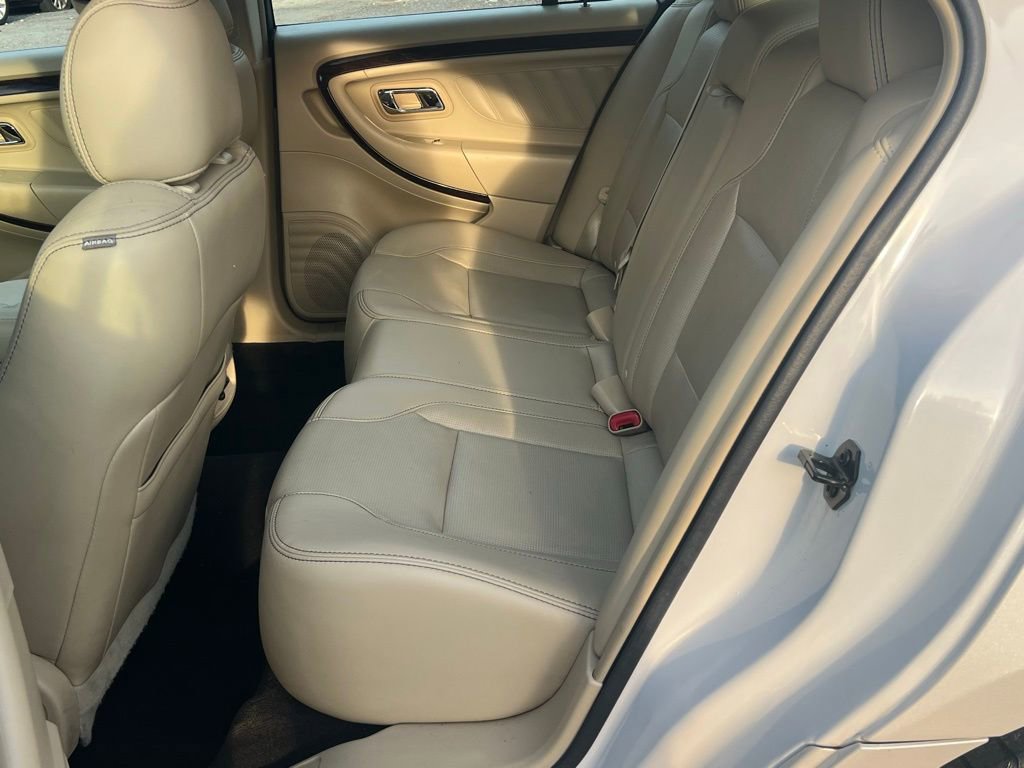 Used 2015 Ford Taurus Limited w/ Equipment Group 301A image 12