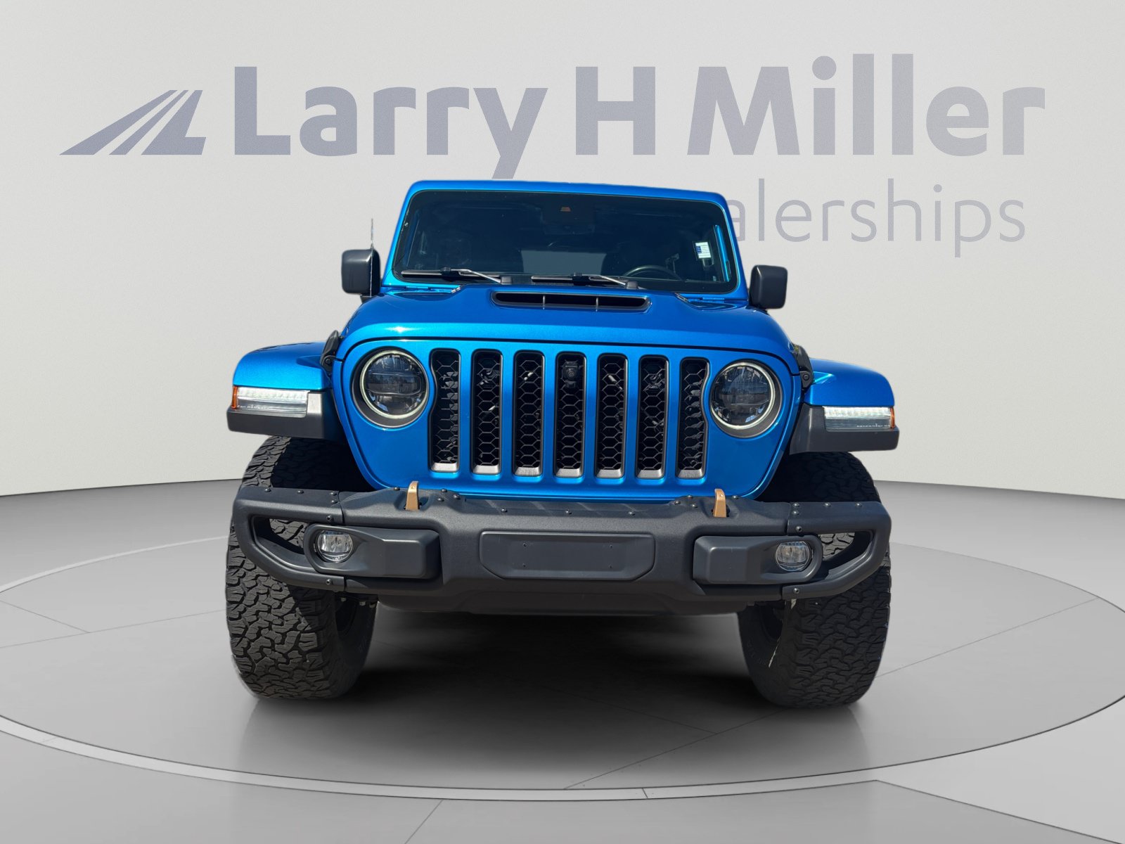 Used 2023 Jeep Wrangler Unlimited Rubicon 392 w/ Trailer Tow Package AWD/4WD image 9