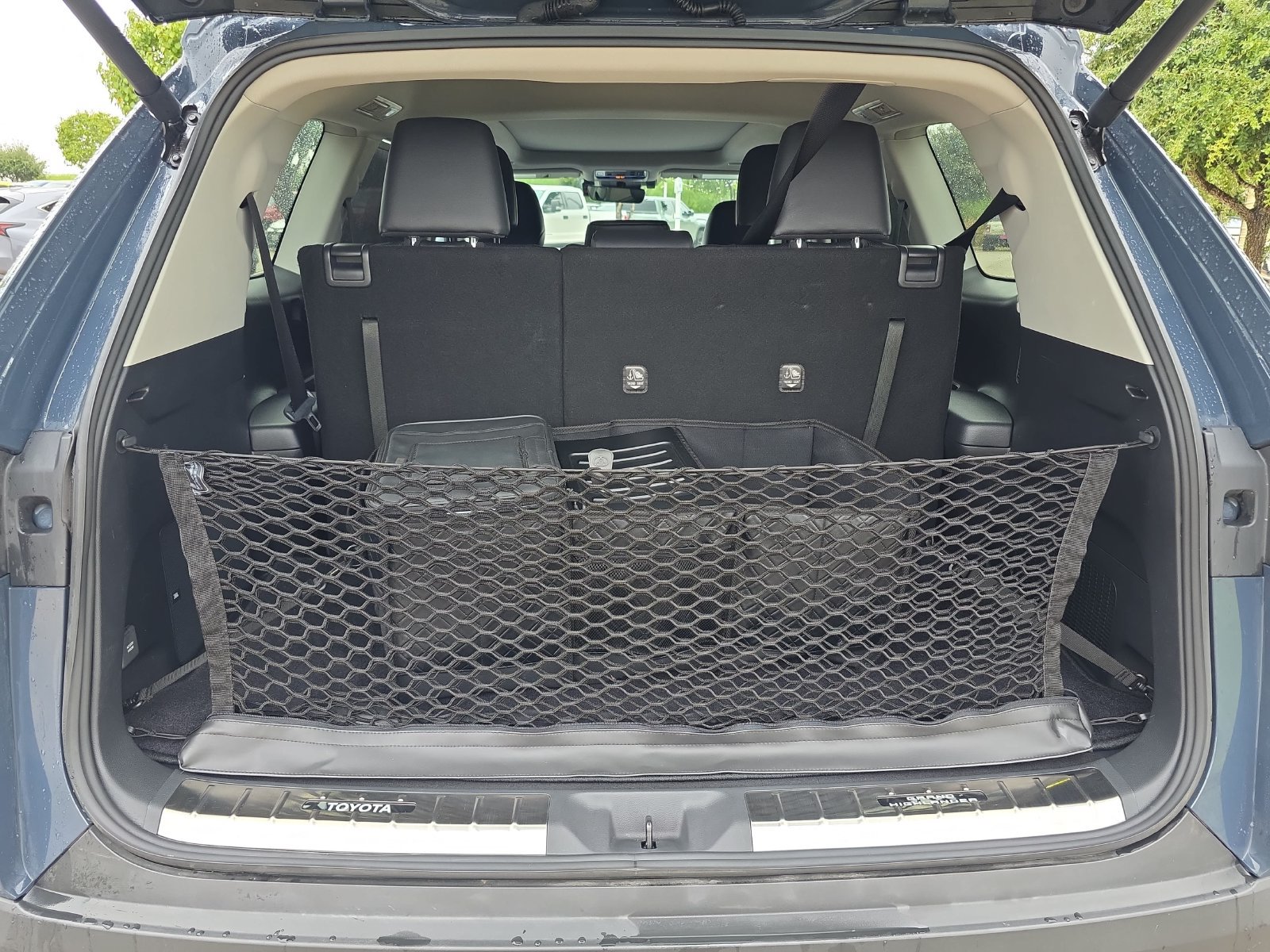 Used 2025 Toyota Grand Highlander AWD Hybrid image 31