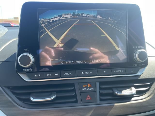 Used 2025 Nissan Altima 2.5 SV FWD image 23