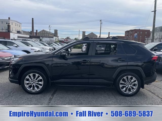 Used 2025 Toyota RAV4 XLE Premium w/ Weather Package AWD/4WD image 11