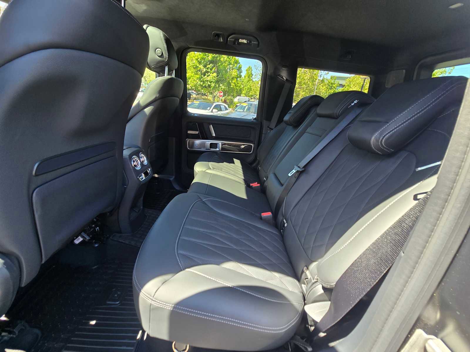 New 2026 Mercedes-Benz G 550 image 16