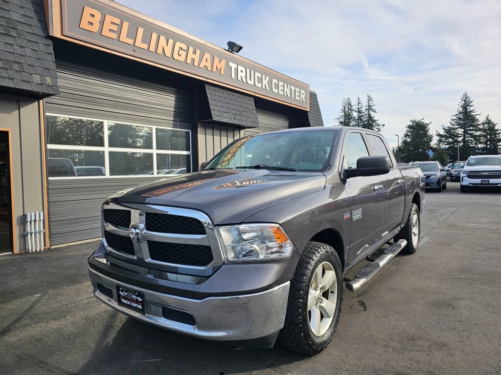 Used 2017 RAM 1500 Classic SLT AWD/4WD image 1