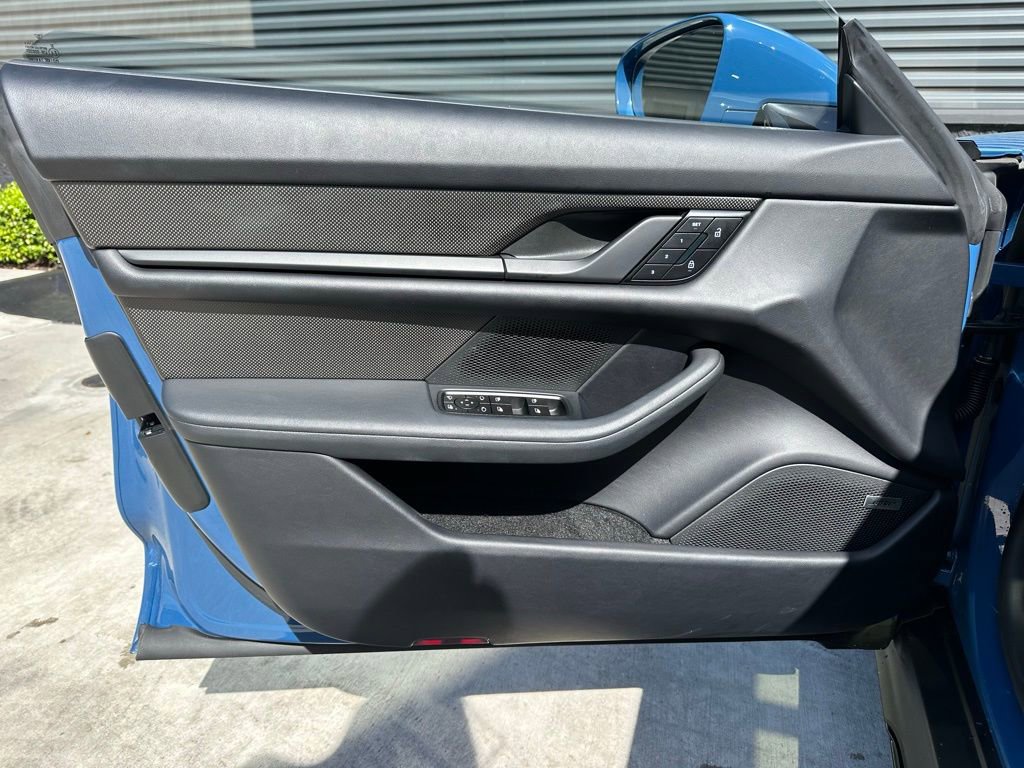 Certified 2025 Porsche Taycan 4S image 20