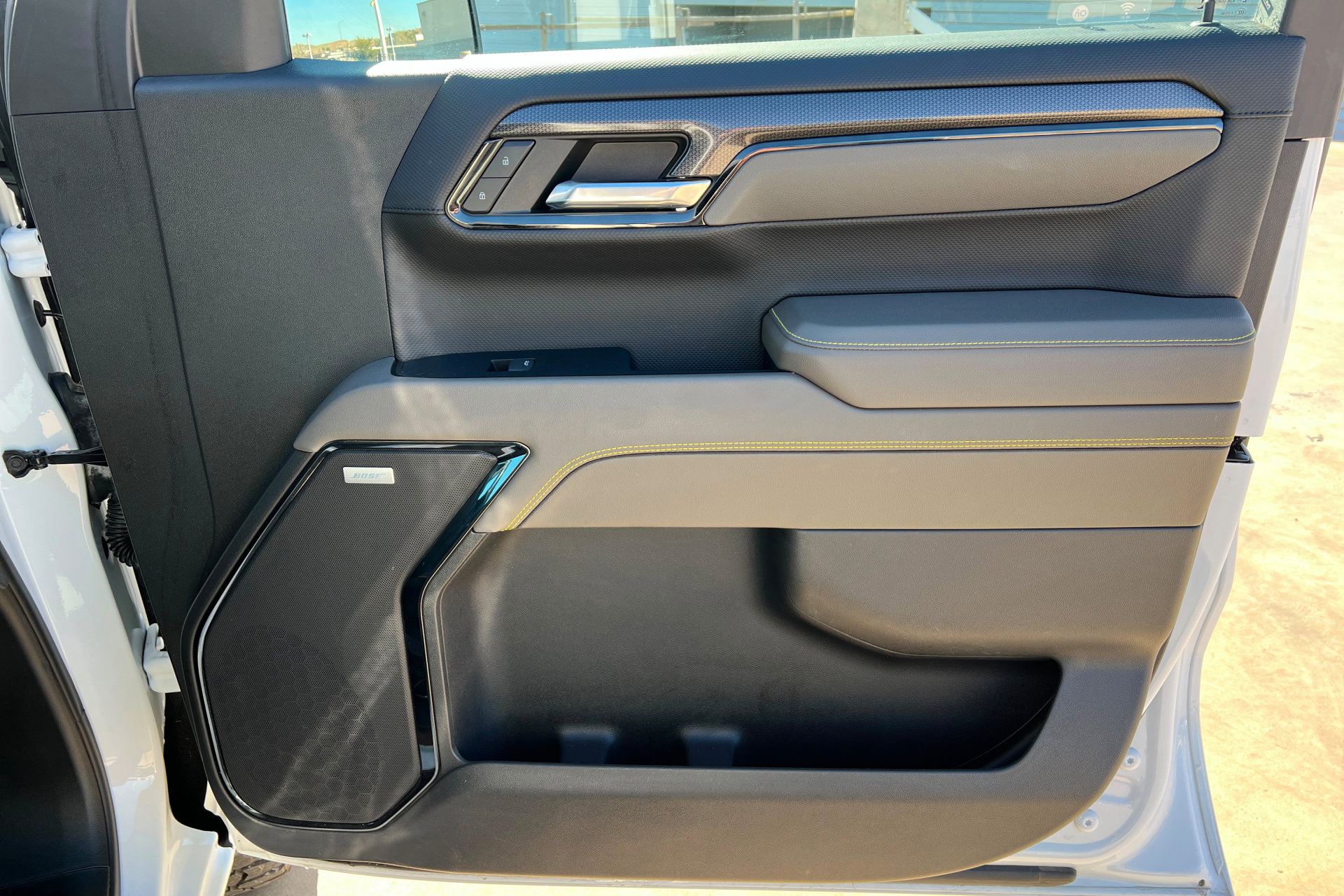 Used 2023 Chevrolet Silverado 1500 ZR2 w/ Technology Package image 22