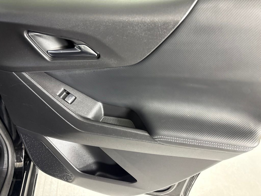 Used 2025 Chevrolet Equinox LT FWD image 18