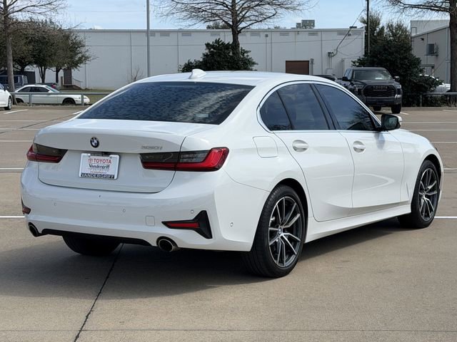 Used 2021 BMW 330i Sedan w/ Premium Package image 4