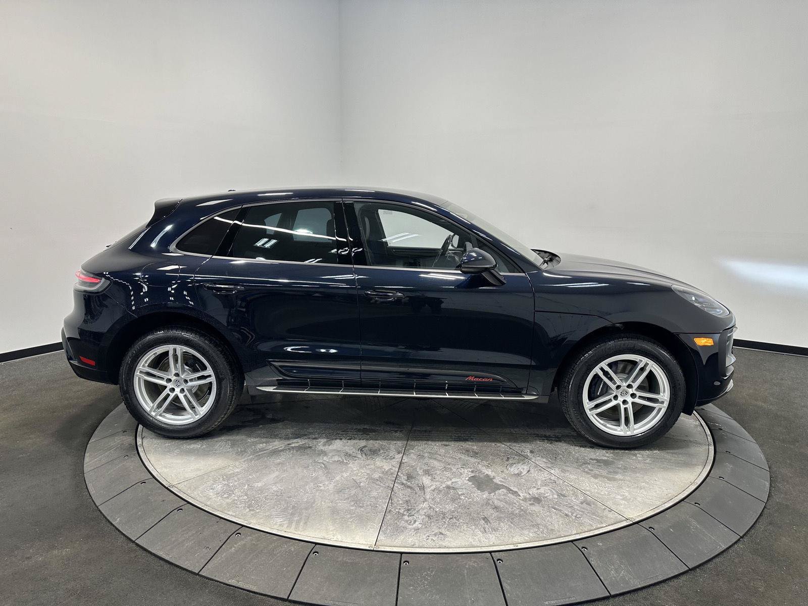 New 2026 Porsche Macan AWD/4WD image 9