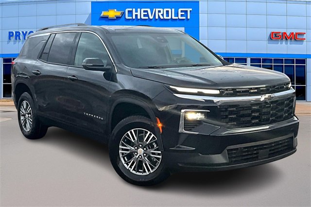 New 2026 Chevrolet Traverse LT w/ LPO, Floor Liner Package image 1