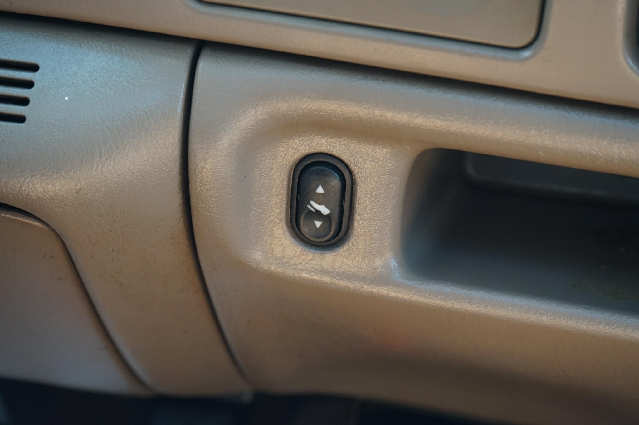 Used 2003 Ford F350 King Ranch AWD/4WD image 21
