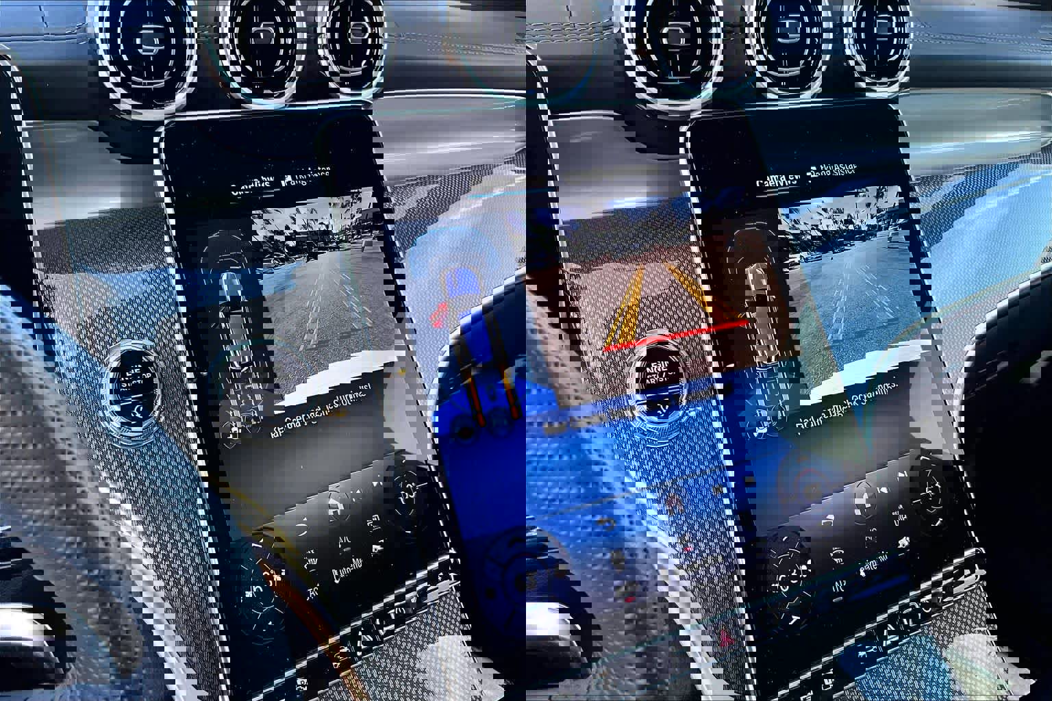 Used 2025 Mercedes-Benz GLC 43 AMG 4MATIC image 25