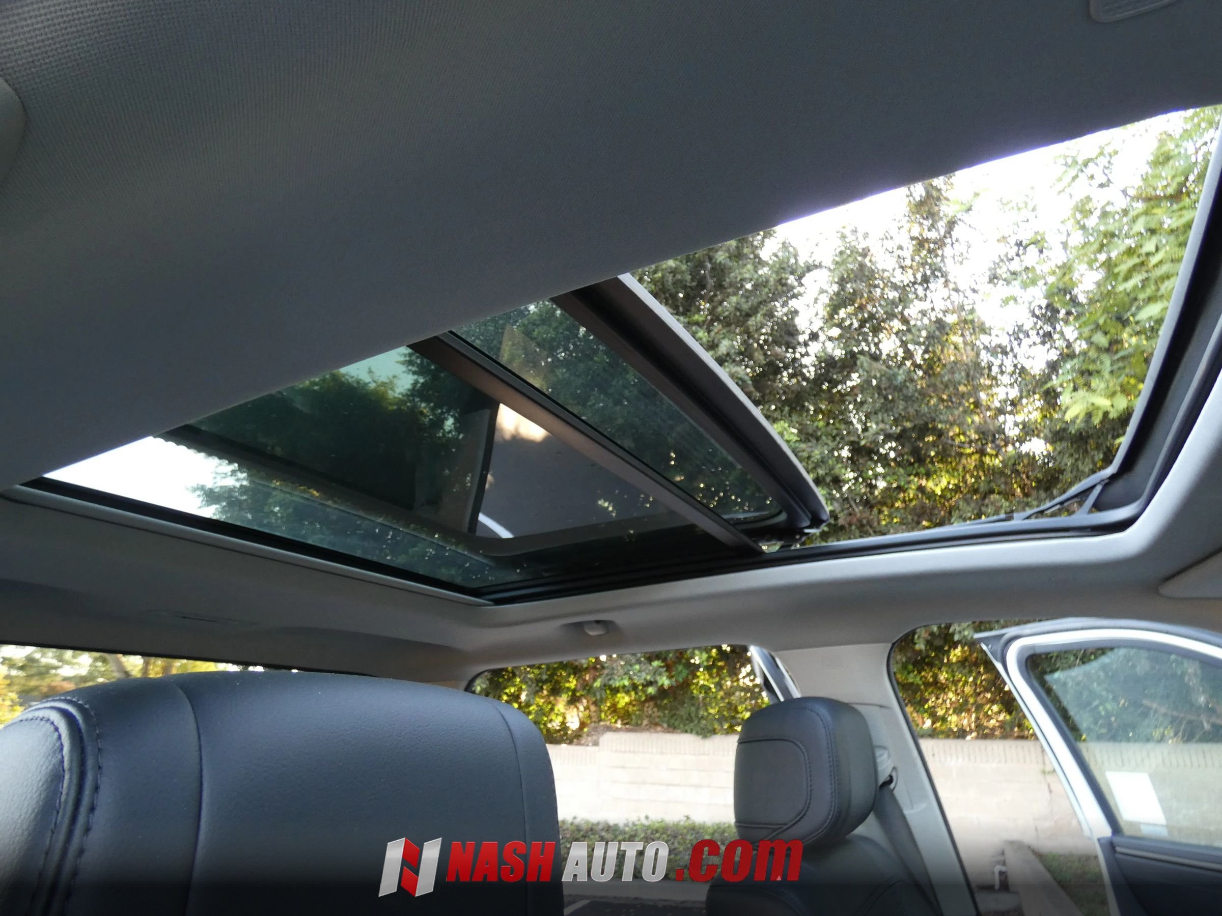 Used 2024 Toyota Tundra Limited AWD/4WD image 39