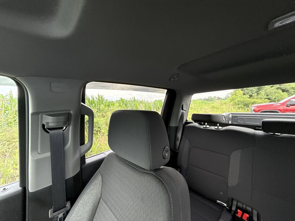 Used 2026 Chevrolet Silverado 2500 Custom w/ Custom Value Package AWD/4WD image 10