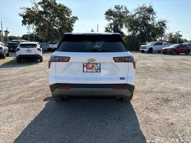 New 2027 Chevrolet Equinox LT w/ Convenience Package II FWD image 10