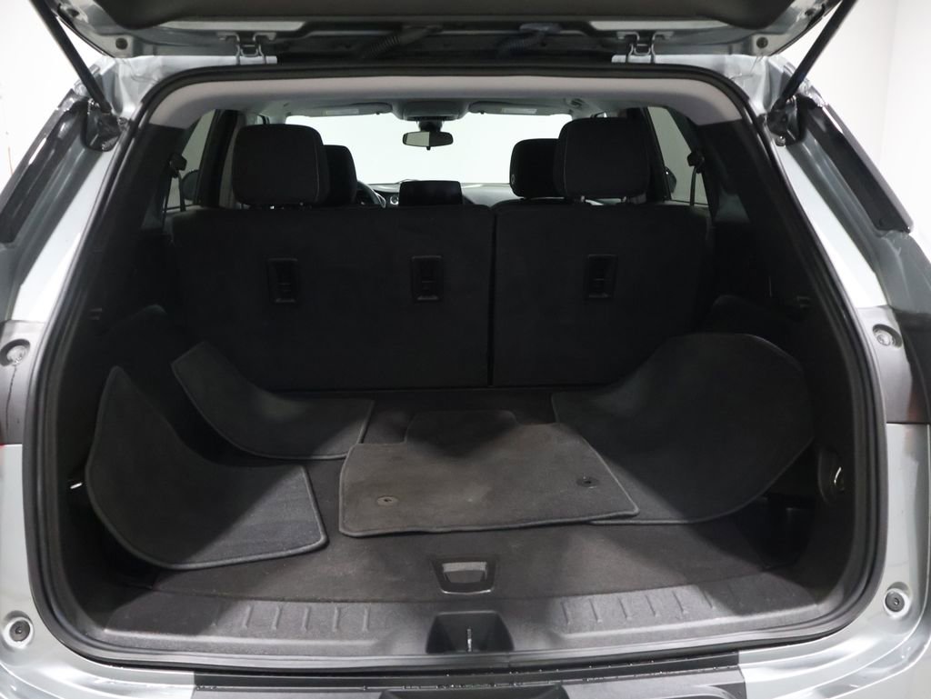 Used 2023 Chevrolet Blazer LT image 4