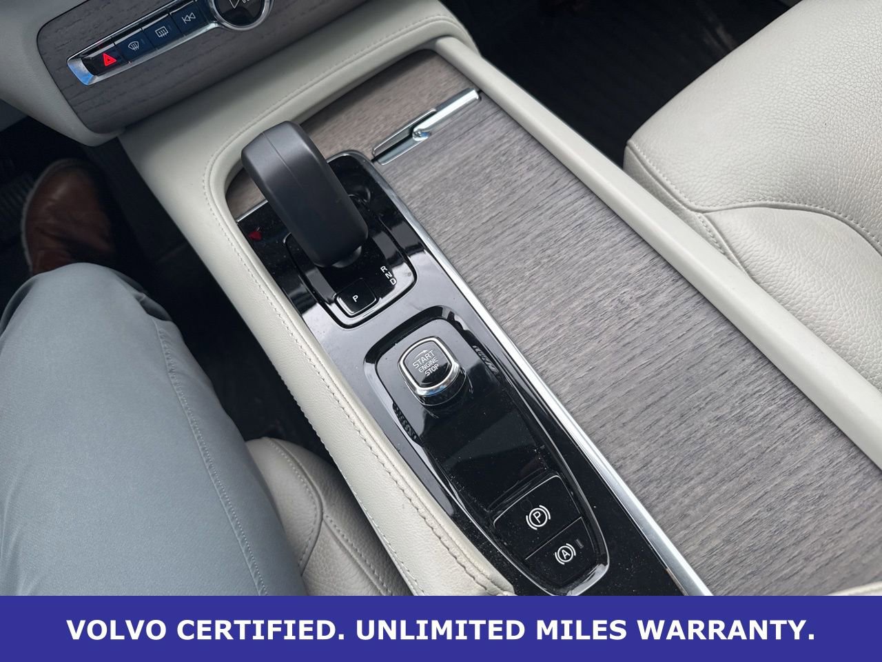 Certified 2023 Volvo XC90 B6 Plus w/ Protection Package Premier AWD/4WD image 26